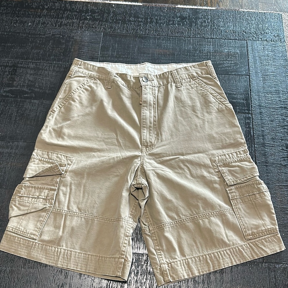 Levi Cargo Shorts
